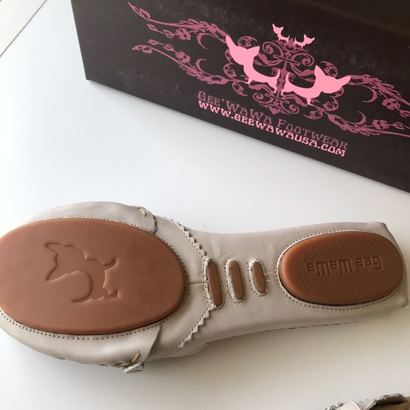 Anthropologie Gee Wawa Slide on Shoes Mules - Picture 4 of 8